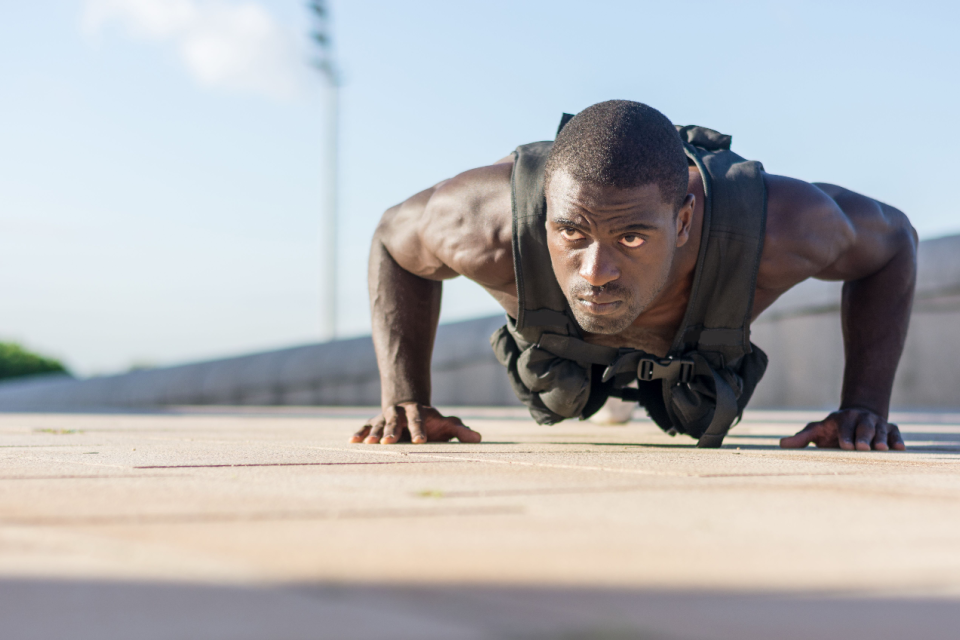 7 Reasons to Work Out with a Weighted Vest